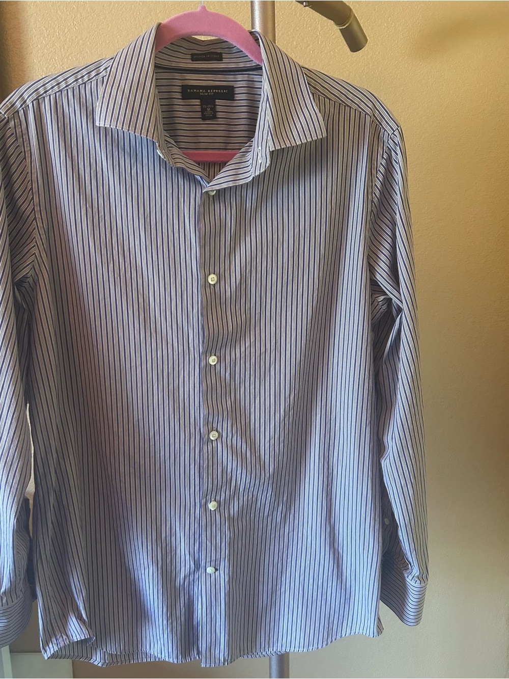 Banana Republic men’s button up shirt